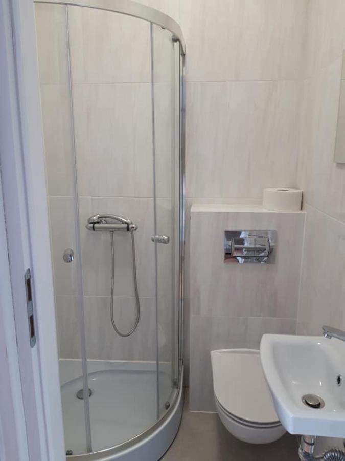 Florczaki Pensjonat Agroturystyczny Pod Modrzewiem B&B 외부 사진