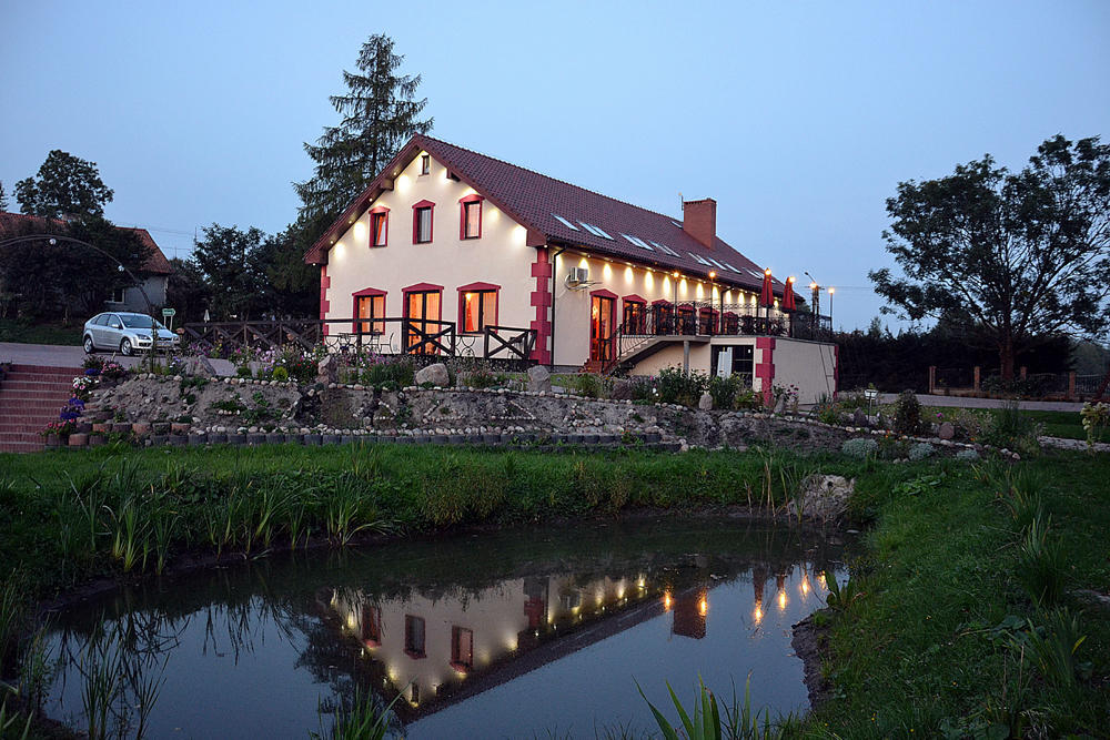 Florczaki Pensjonat Agroturystyczny Pod Modrzewiem B&B 외부 사진